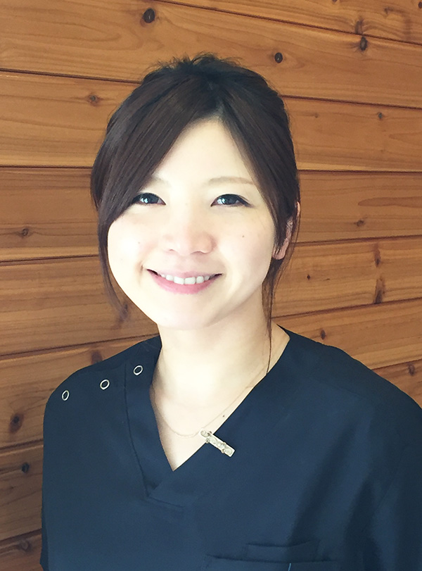 長谷川佳奈先生
